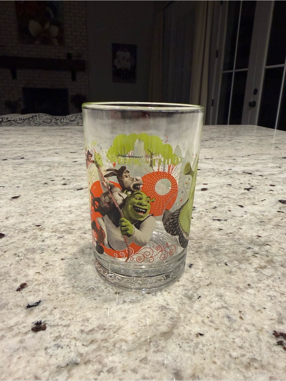 McDonald's 2007 Shrek the Third Glass Collector's 16 Oz Drink Glass Dreamworks